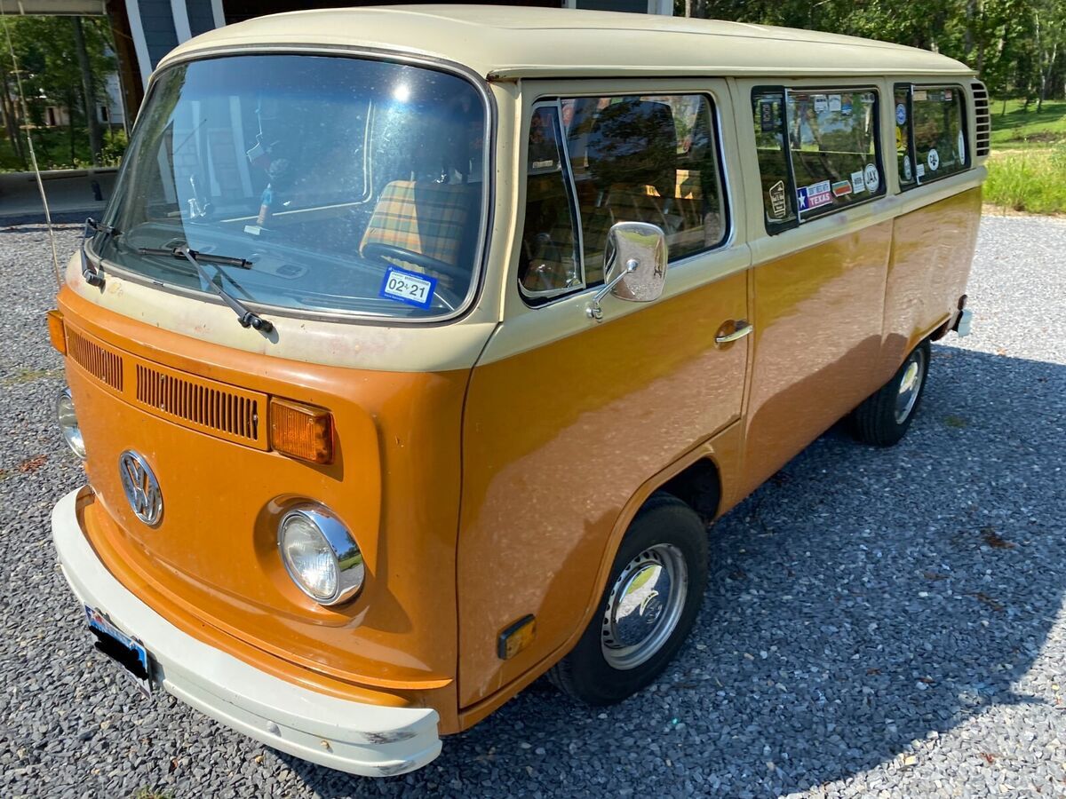 1978 Volkswagen Bus/Vanagon Plaid Cloth / Brown Vinyl