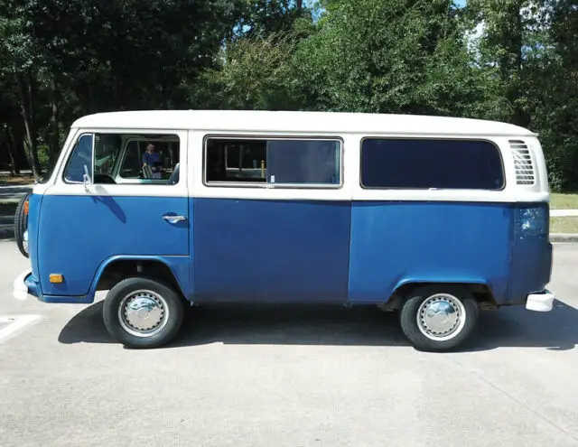 Vw Deluxe Bay Window Bus For Sale