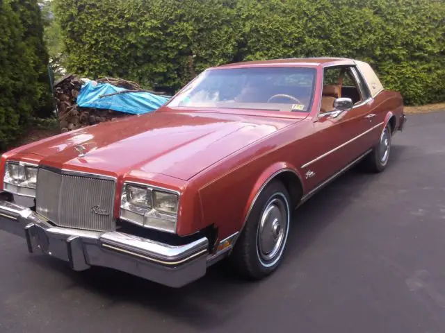 1979 Buick Riviera Beige Landau top