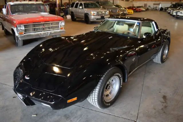 1979 Chevrolet Corvette Base Coupe 2-Door