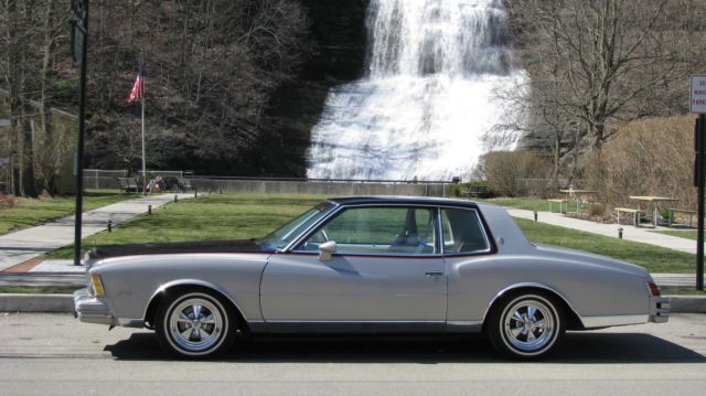 1979 Chevrolet Monte Carlo --