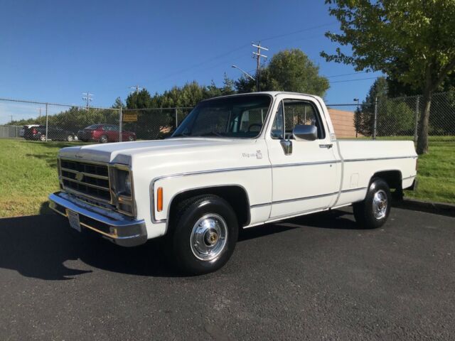 1979 Chevrolet C-10 Chevy Truck Cheyenne 88,512 miles one family owned