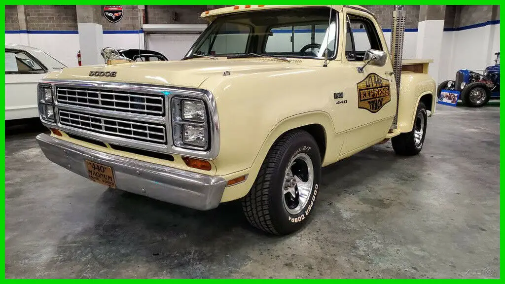 1979 Dodge D13 LIL 440 EXPRESS