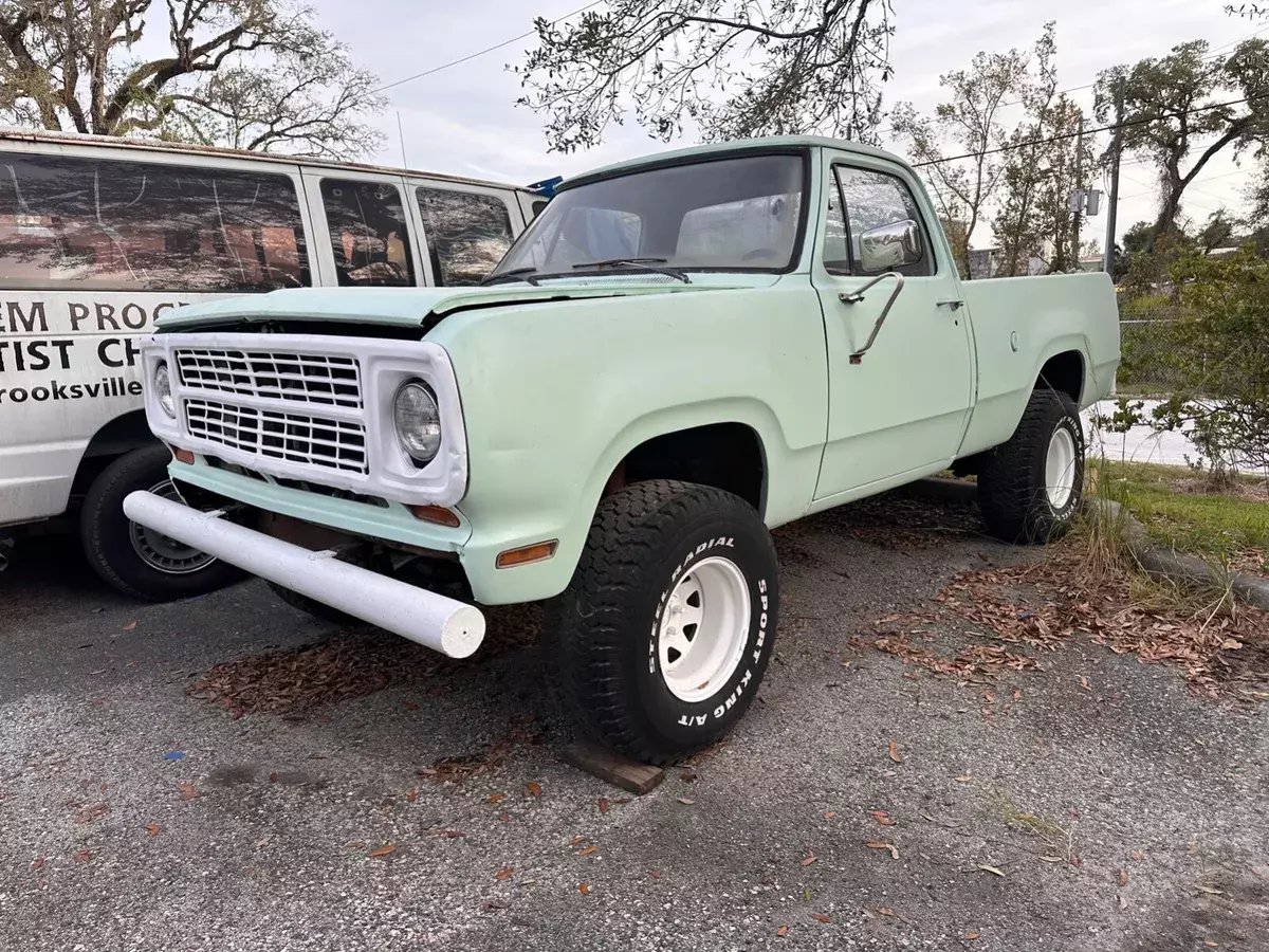 1979 Dodge Ram 1500 Power Wagon 150 4x4 Auto V8 Short Box.