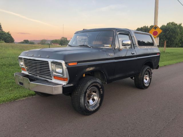 1979 Ford Bronco CUSTOM