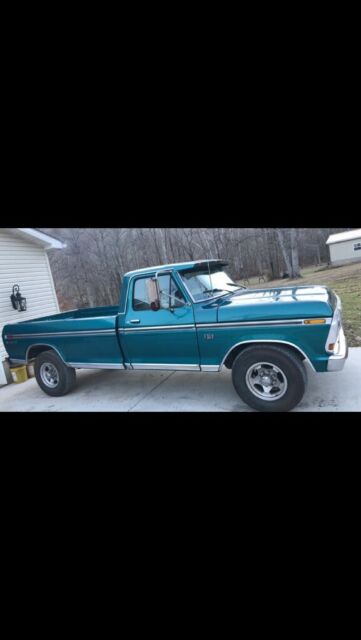 1974 Ford F-350 Ranger Lariat