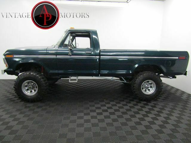 1979 Ford F-150 460 LIFTED MANUAL 4 SPD