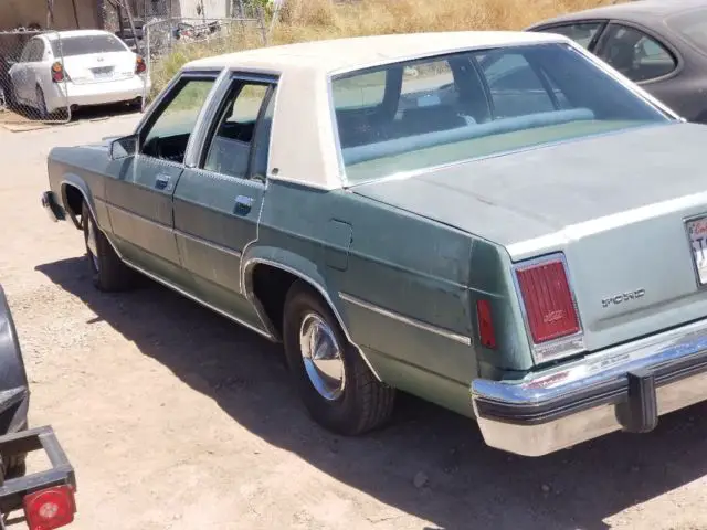 1979 Ford Crown Victoria