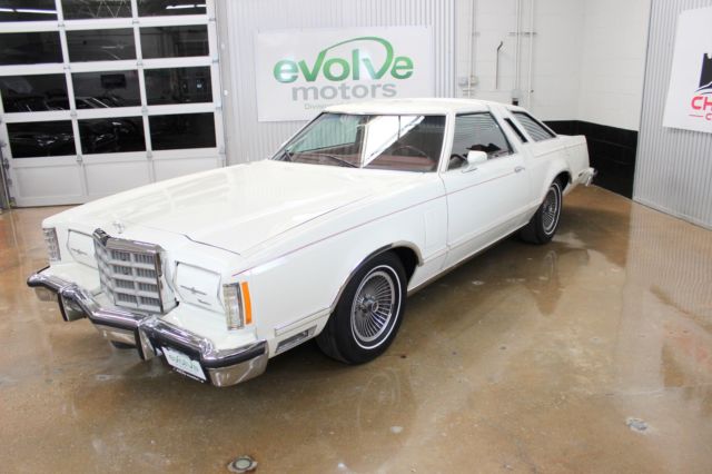 1979 Ford Thunderbird --