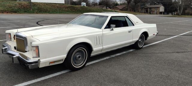 1979 Lincoln Mark V collector series