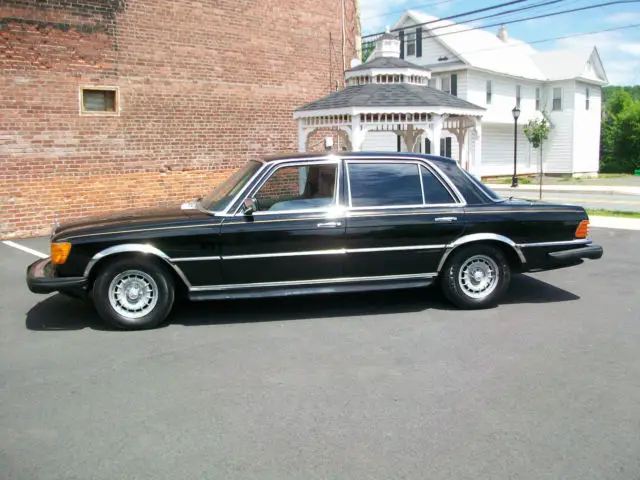 1979 Mercedes-Benz 400-Series SEL