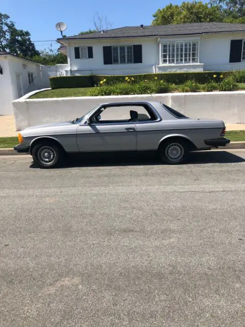 1979 Mercedes-Benz 280 CE Blue MB Tex