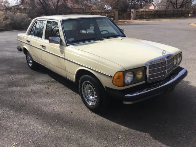 1979 Mercedes-Benz 300-Series --