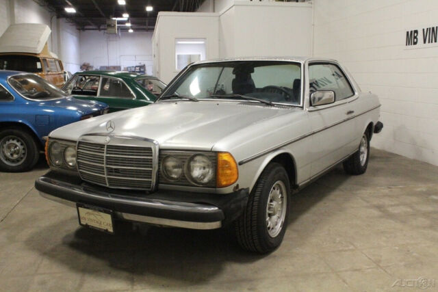1979 Mercedes-Benz 300-Series Coupe