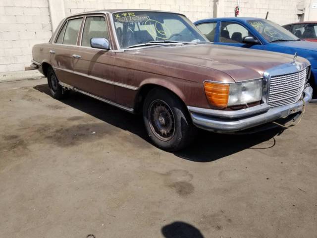 1979 Mercedes-Benz 400-Series