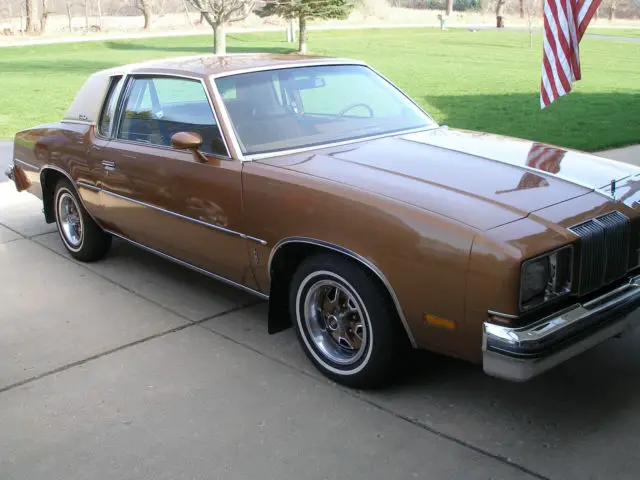 1979 Oldsmobile Cutlass Base Coupe 2-Door