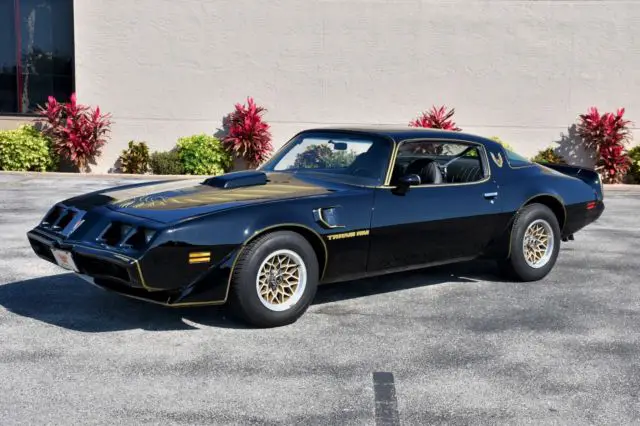 1979 Pontiac Firebird Trans Am "Smokey and the Bandit" 4Spd