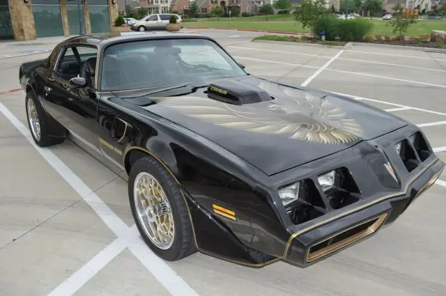 1979 Pontiac Trans Am Smokey and the bandit T-Top