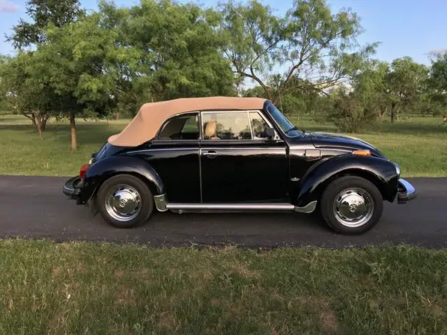 1979 Volkswagen Cabriolet restored 79 fuel injected great color combination