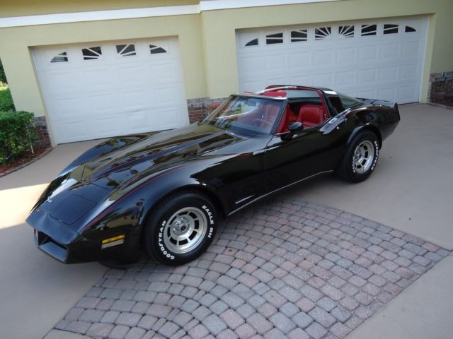 1980 Chevrolet Corvette RED