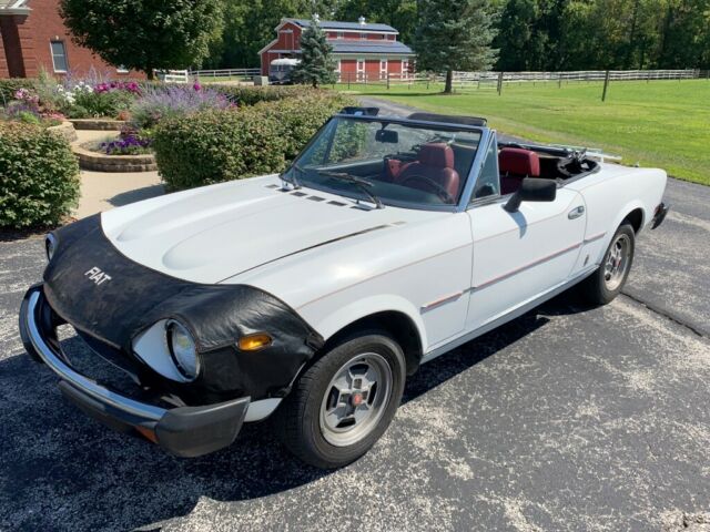1980 Fiat 124 Spider 2000 FUEL INJECTED