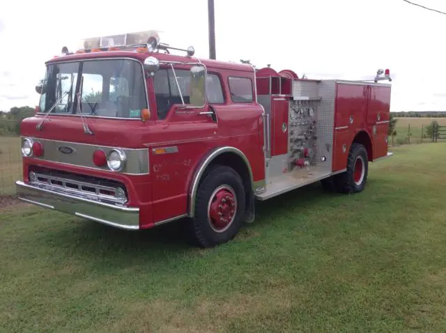 1980 Ford 8000 Pierce fire truck