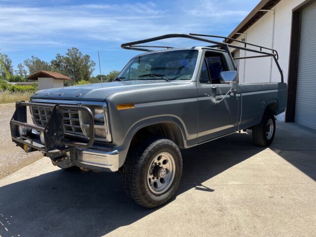 1980 Ford F350 Camper Special