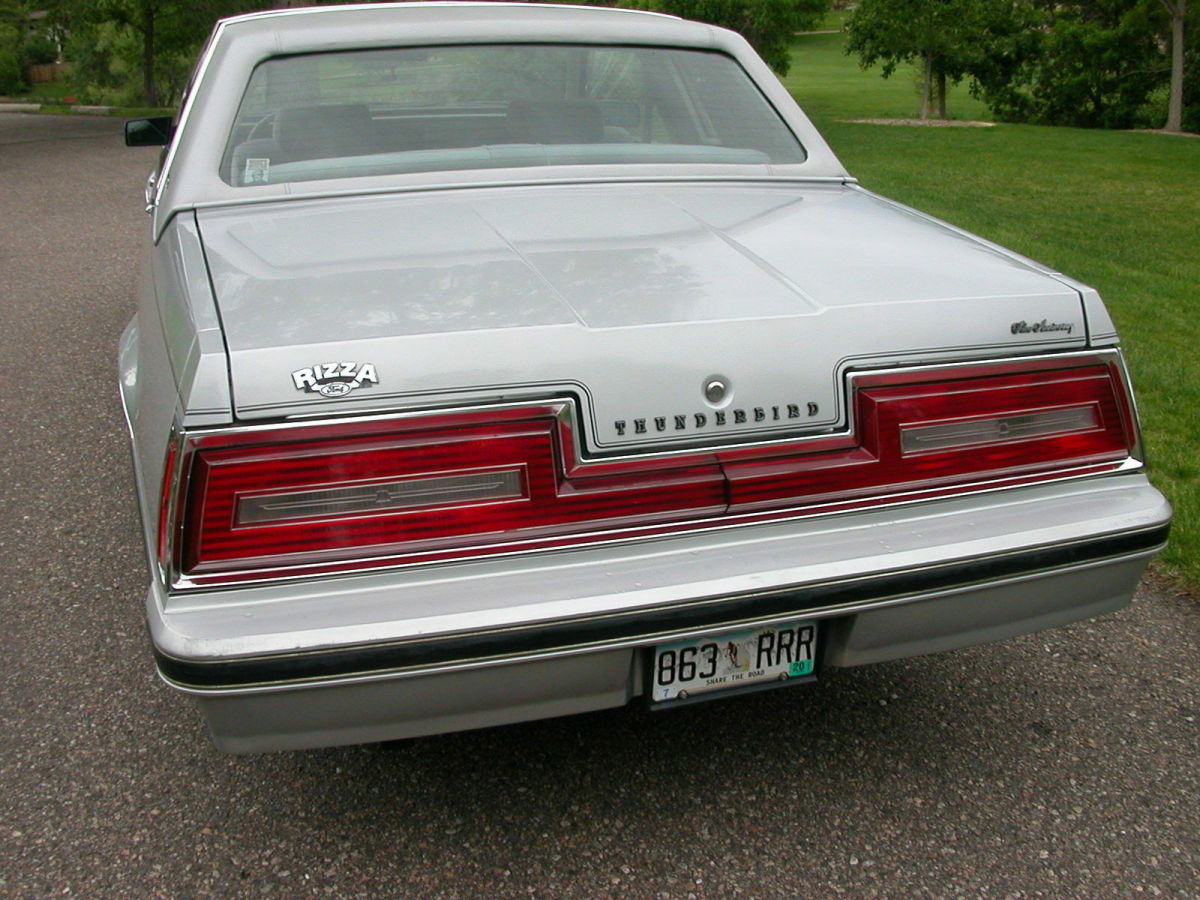 1980 Ford Thunderbird Deluxe
