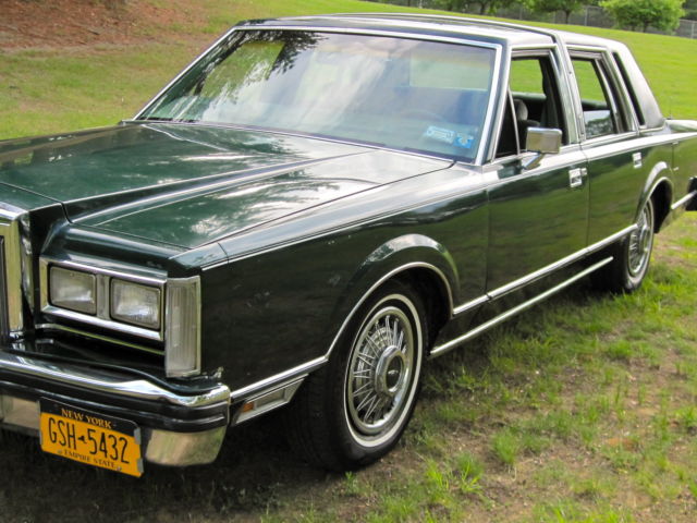 1980 Lincoln Continental Town Car