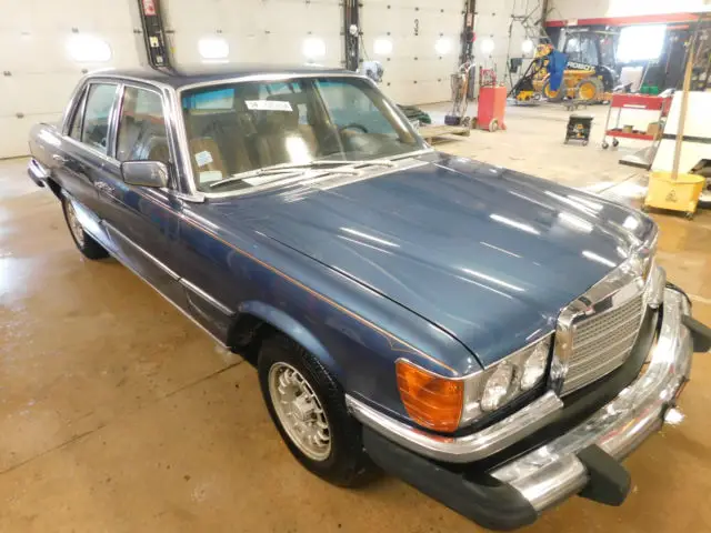 1980 Mercedes-Benz 300-Series