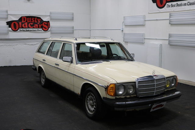 1980 Mercedes-Benz 300 TD 3L 5Cyl Turbo Dsl 4 spd auto 166k Fair Condition