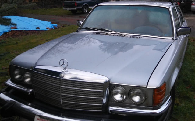 1980 Mercedes-Benz 300-Series