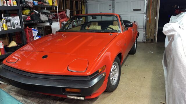 1980 Triumph TR 7 modified spider    Gm TH200-4R Auto  custom dual exhaust