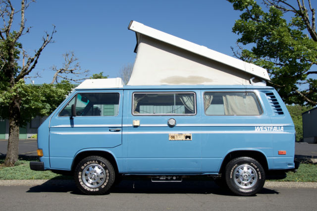 1980 Volkswagen Bus/Vanagon Westfalia pop top traverser camper van gtrv