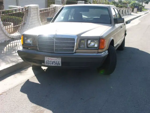 1981 Mercedes-Benz 300-Series