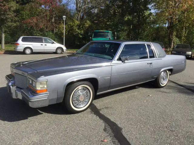 1981 Cadillac DeVille Couple Deville