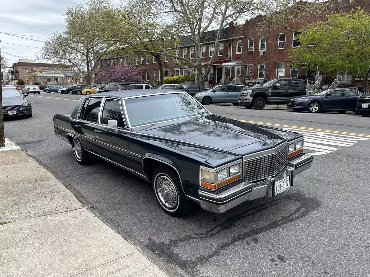 1981 Cadillac Fleetwood BROUGHAM