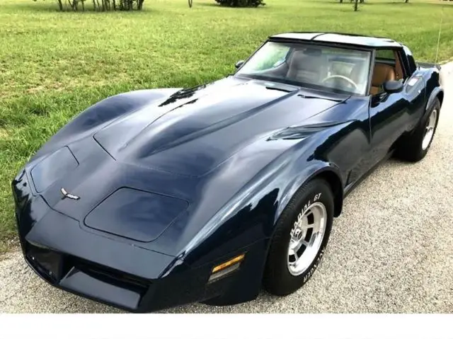 1981 Chevrolet Corvette 2dr COUPE T-TOP