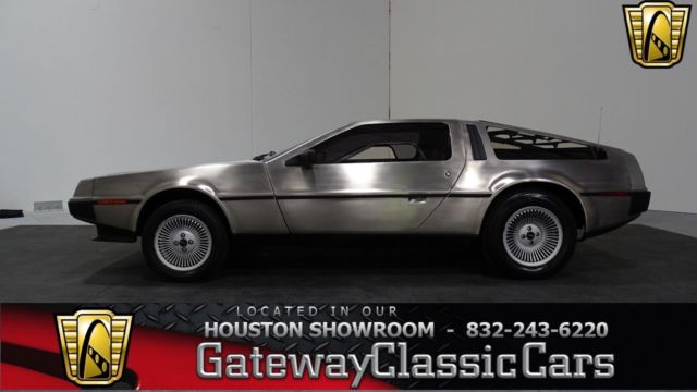 1981 DeLorean DMC-12 --