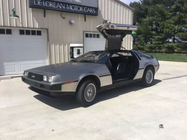 1981 DeLorean DMC-12