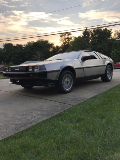 1981 DeLorean Delorean
