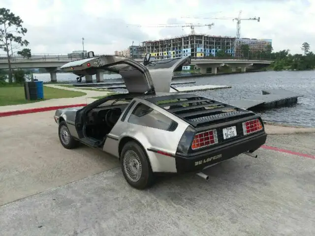 1981 DeLorean DMC-12