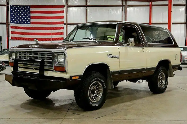 1981 Dodge Ramcharger 150 Royal SE