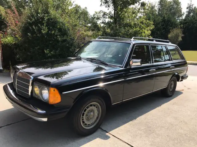 1981 Mercedes-Benz 300-Series 300 Turbo Diesel