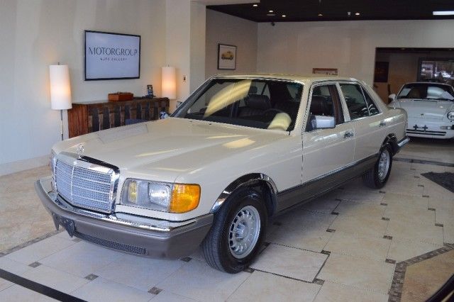 1981 Mercedes-Benz 300-Series