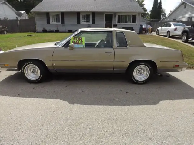 1981 Oldsmobile Cutlass Supreme