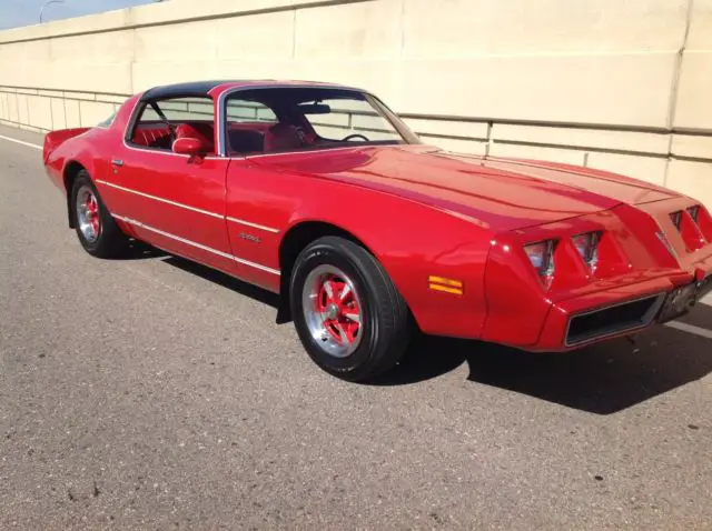 1981 Pontiac Firebird Base