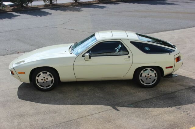 1981 Porsche 928