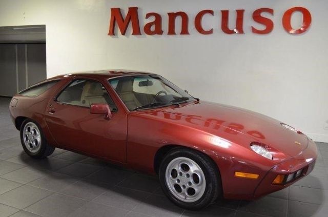 1981 Porsche 928 Base 2dr Hatchback