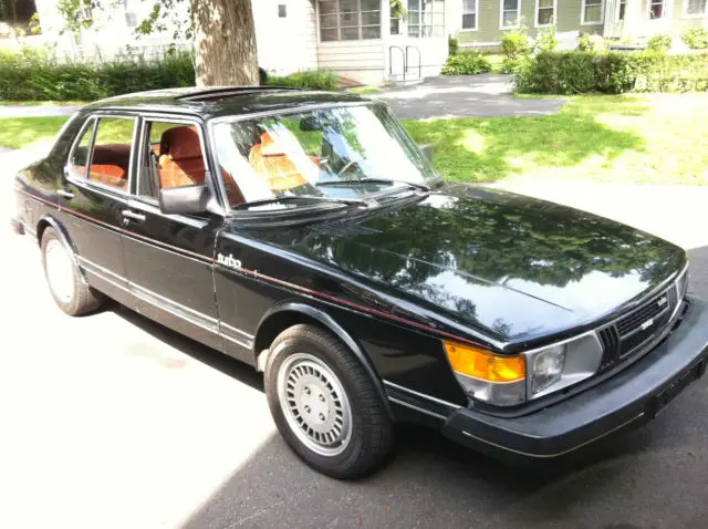 1981 Saab 900